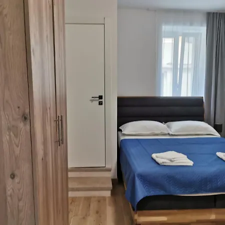 Royal * Baška Voda
